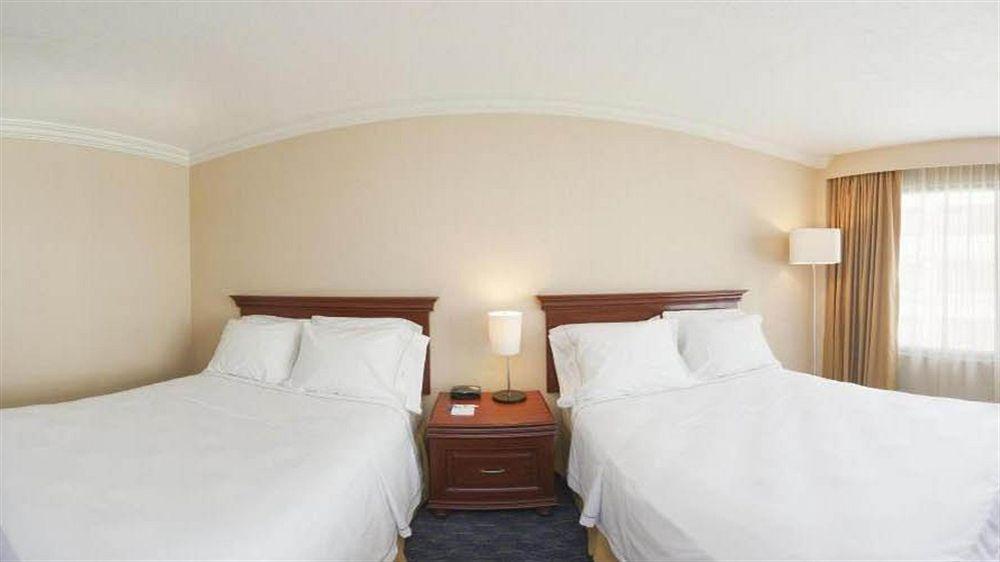 Holiday Inn Express Toluca By Ihg Extérieur photo