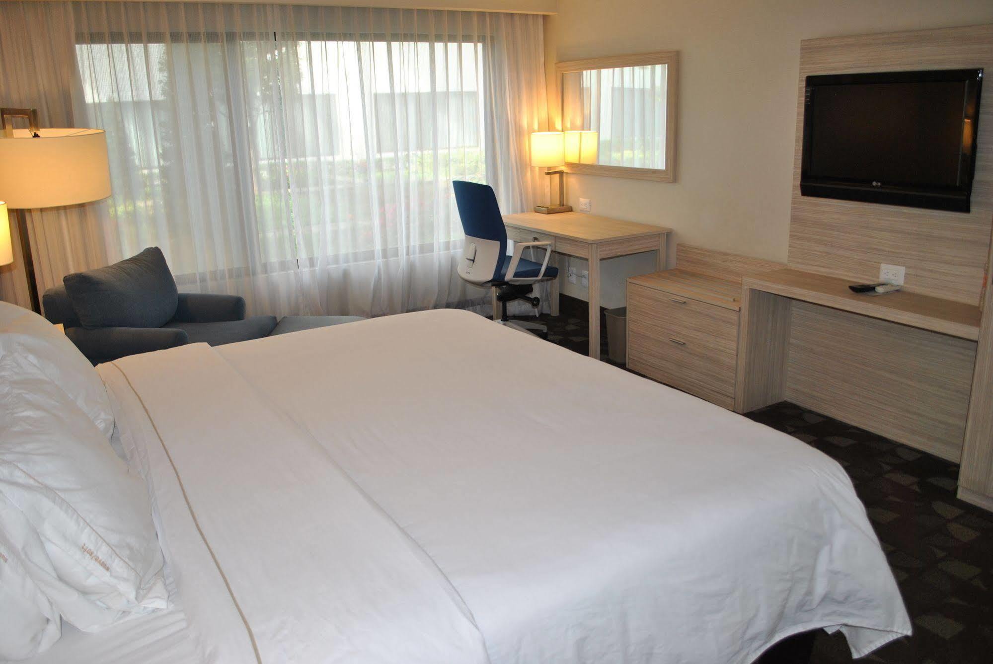 Holiday Inn Express Toluca By Ihg Extérieur photo